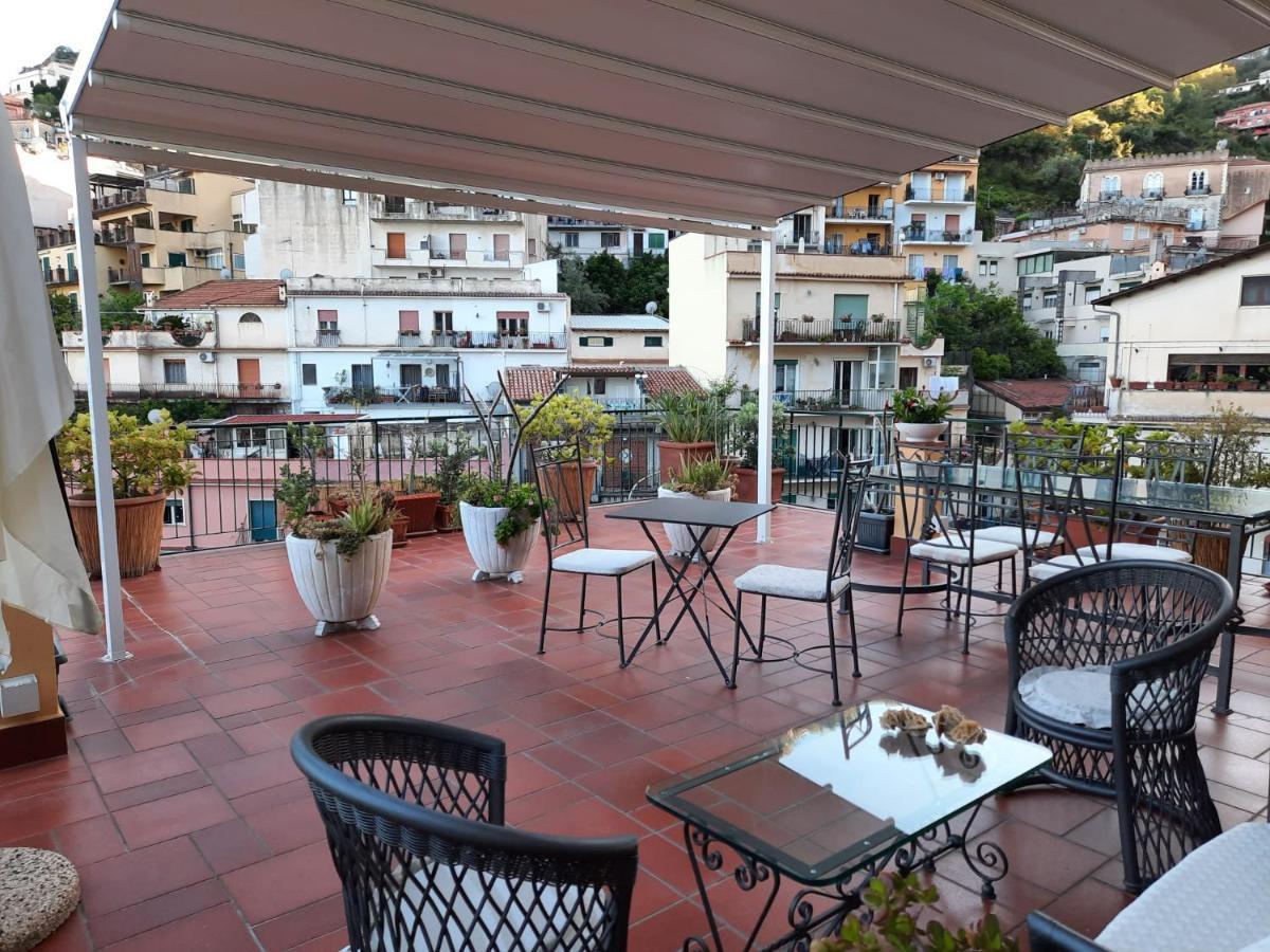 B&B Greco Home Taormina Eksteriør billede